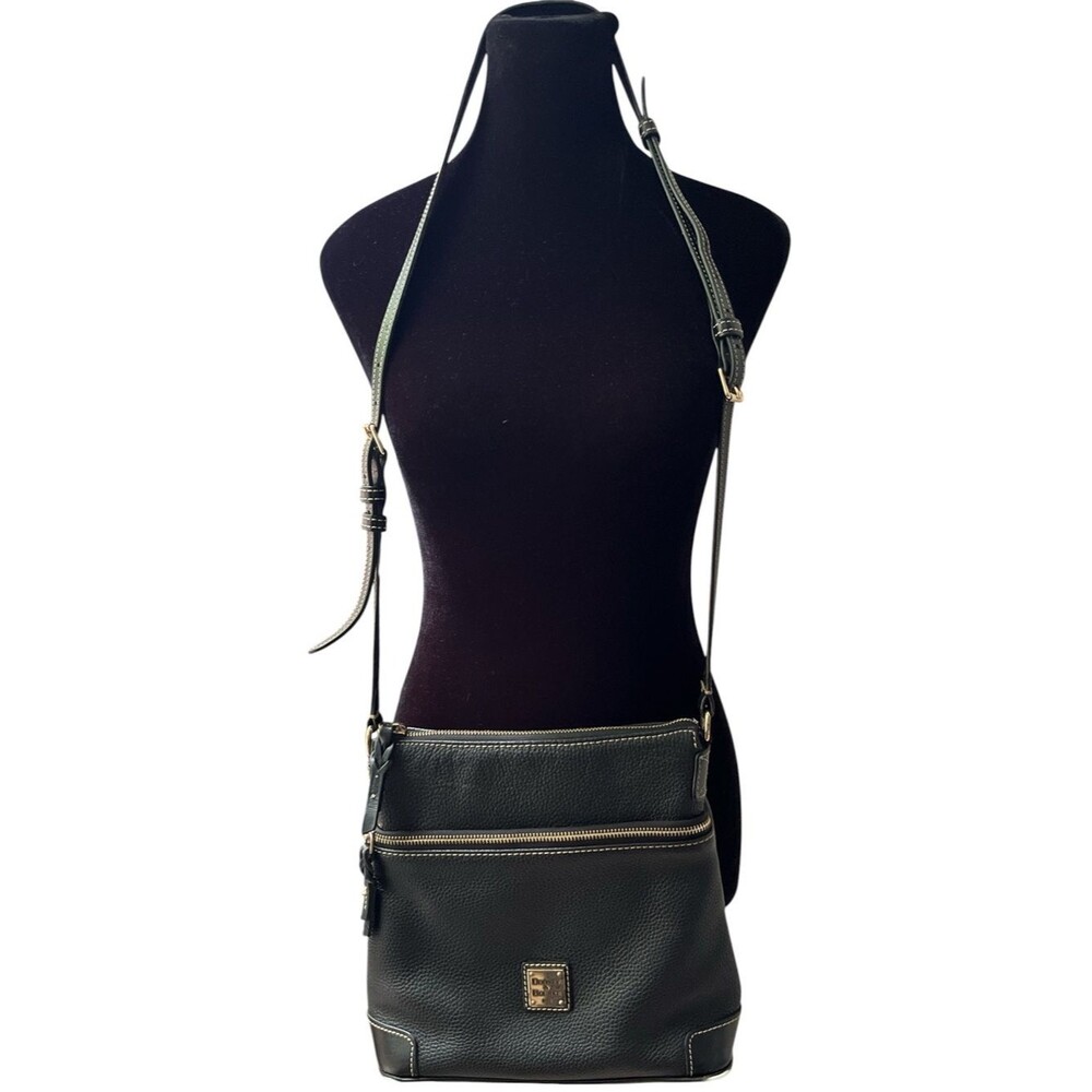 Dooney & Bourke Pebble Grain Leather Crossbody Bag Black Adjustable Strap